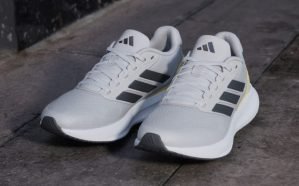 Adidas Women’s Runfalcon 5 Running Shoes