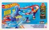 Hot Wheels Auto Lift Expressway Track and Toy Cars Playset