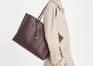 TORY BURCH – PERRY TRIPLE-COMPARTMENT TOTE