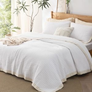 BEDSURE Quilt Set