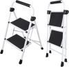 DUMOS Step Ladder