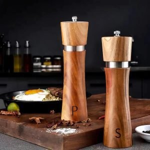Wooden Salt and Pepper Grinder Set 