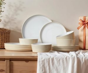 Stoneware Dinnerware Set for 4