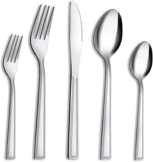 30-Piece Silverware Set