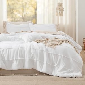 4-Piece Pinch Pleat Comforter Set