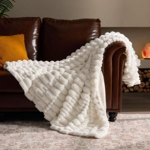 BEDELITE Faux Fur Cream Throw Blanket