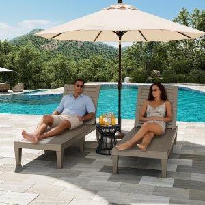 Outdoor Pool Lounge Chairs