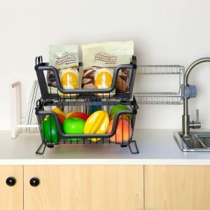 Stackable wire basket for pantry